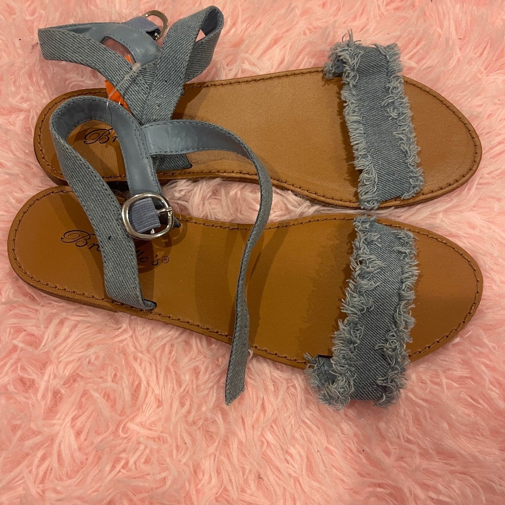 Lightly used vintage Jean sandals